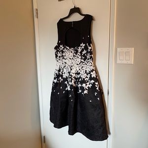 🎉 Host Pick 🎉 Teaberry dress- Like New size 14